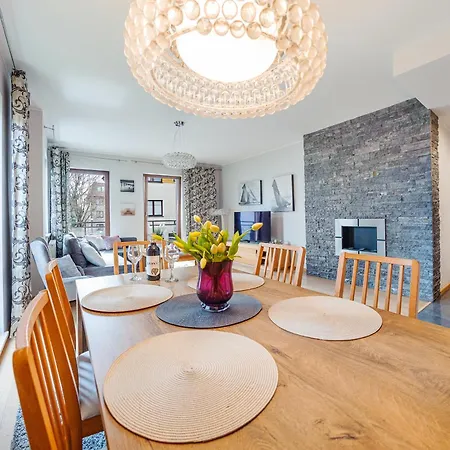 Royal Cruise - Sopocka דירה *