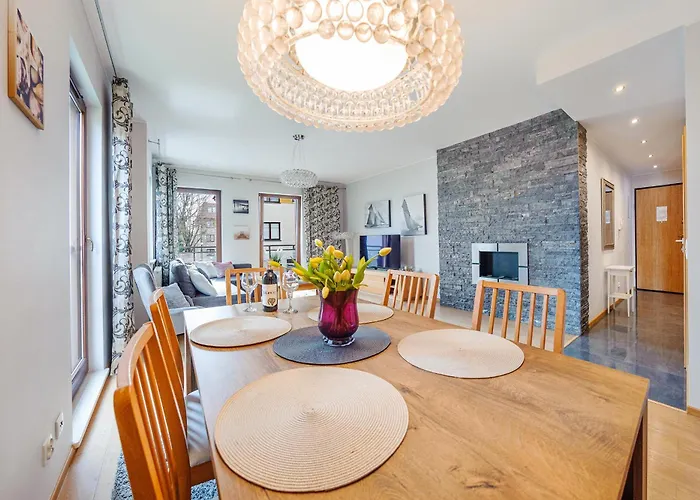 Royal Cruise - Sopocka Апартаменты *